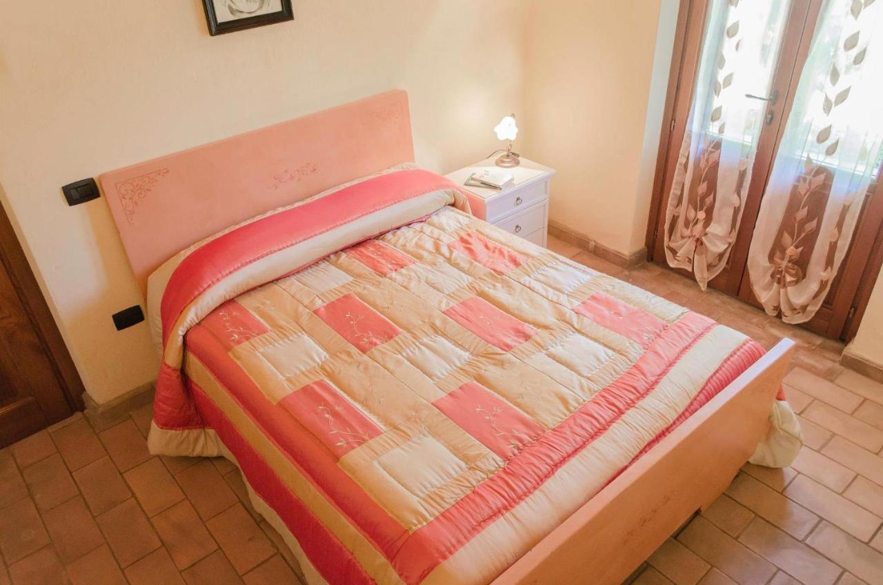 Agriturismo Pompagnano ภายนอก รูปภาพ