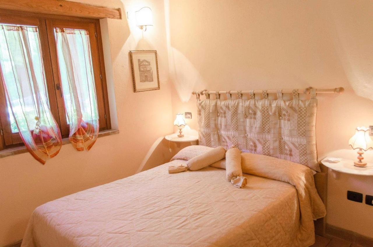 Agriturismo Pompagnano ภายนอก รูปภาพ