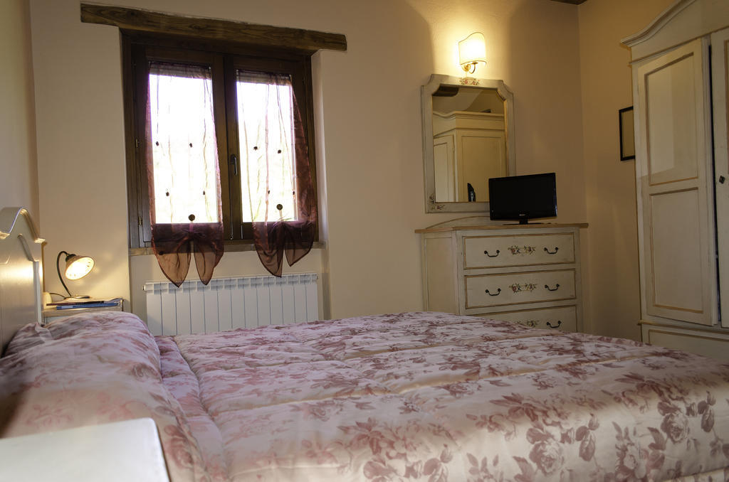 Agriturismo Pompagnano ห้อง รูปภาพ